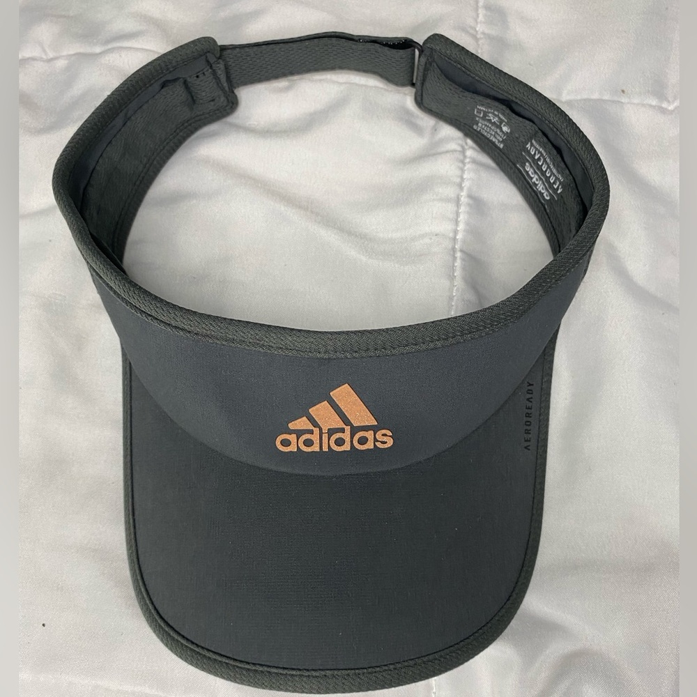Adidas headless cap